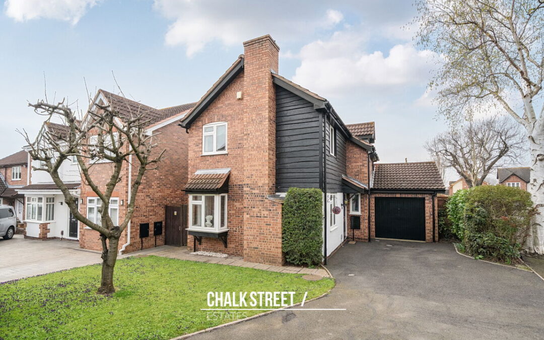 St. Leonards Way, Hornchurch, RM11