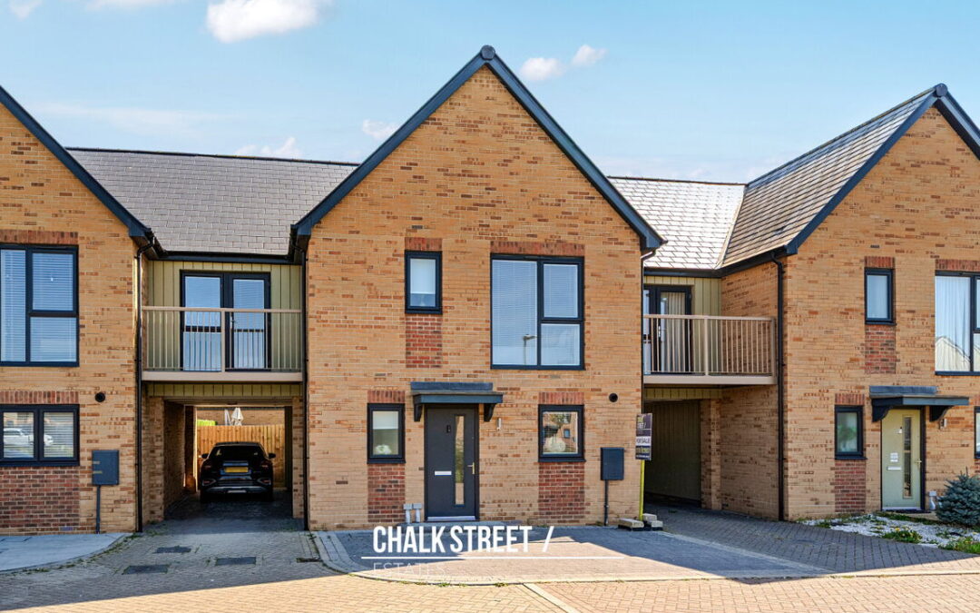 Sunliner Way, South Ockendon, RM15