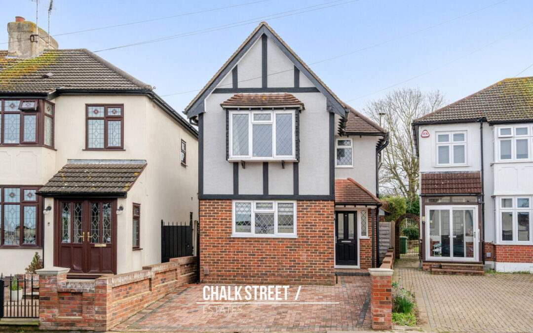 Patricia Drive, Hornchurch, RM11