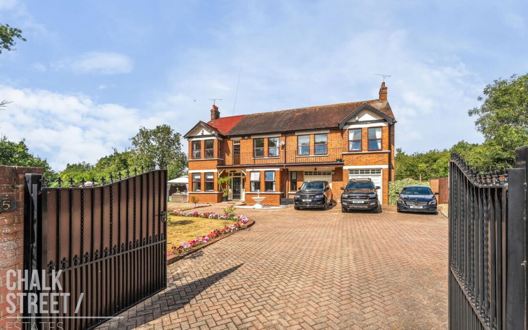 Shepherds Hill, Harold Wood, RM3
