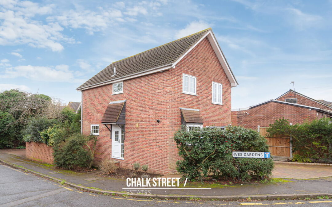 Ives Gardens, Romford, RM1