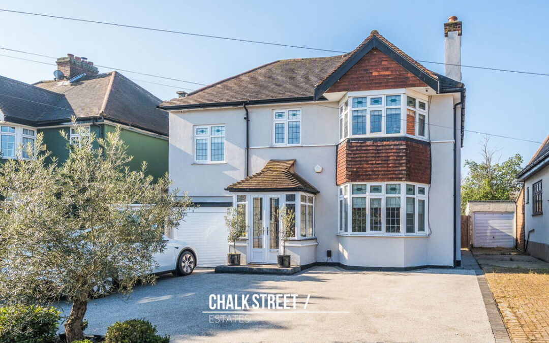 Pettits Lane, Romford, RM1