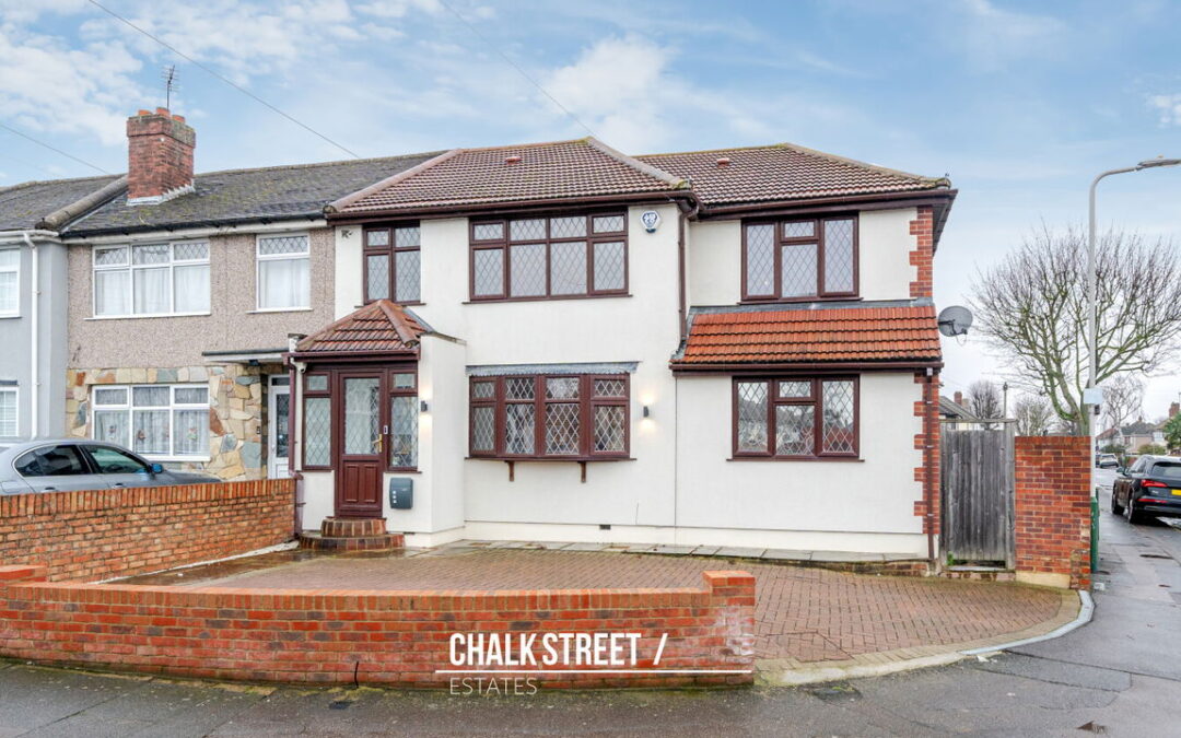 South End Road, Hornchurch, RM12