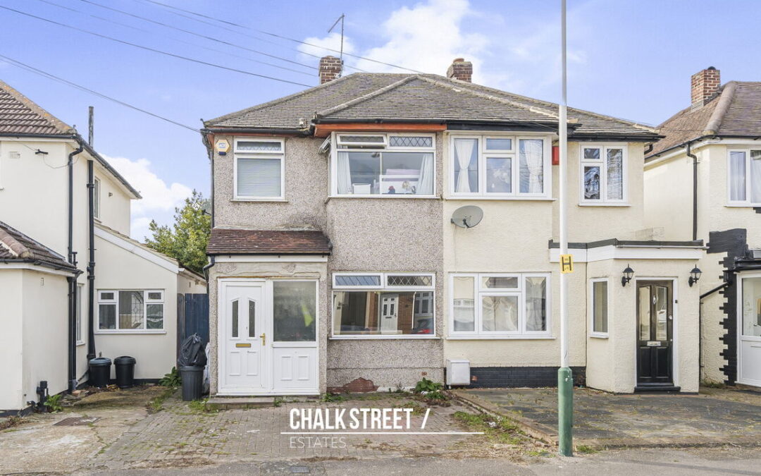 Calbourne Avenue, Hornchurch, RM12