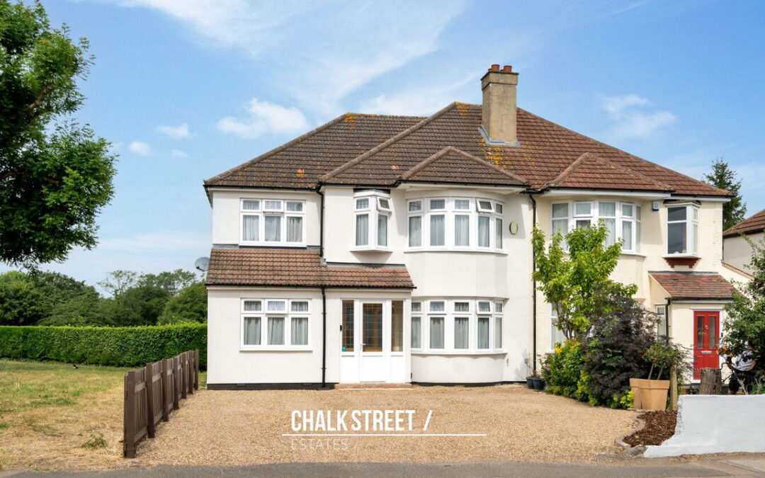 Abbs Cross Lane, Hornchurch, RM12