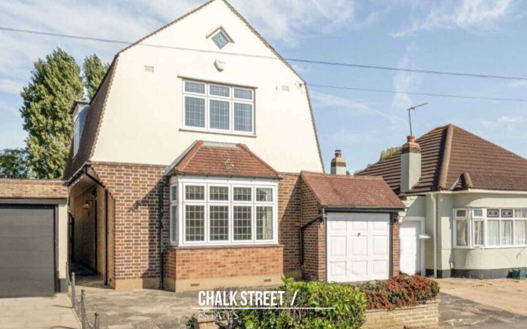 Clyde Way, Rise Park, RM1