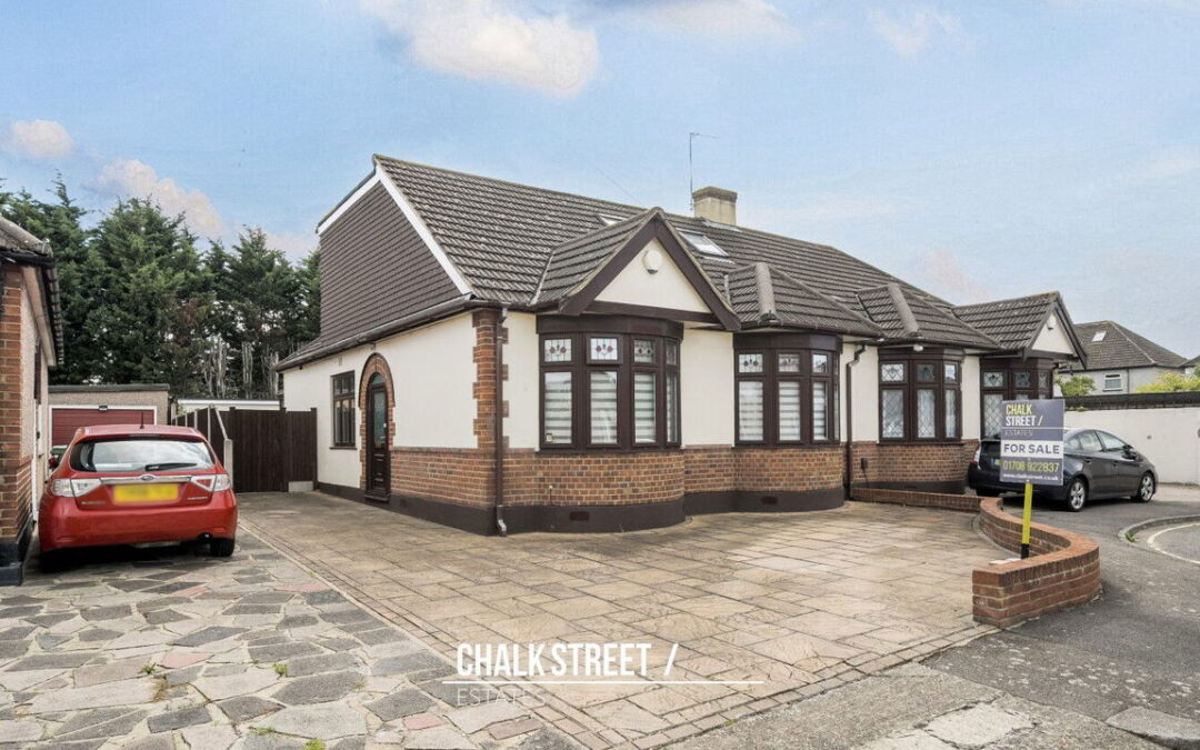 McIntosh Close, Romford, RM1