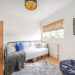 ae935725 98aa 4e46 8f3f 172958461ce3 1759495902408 jpg