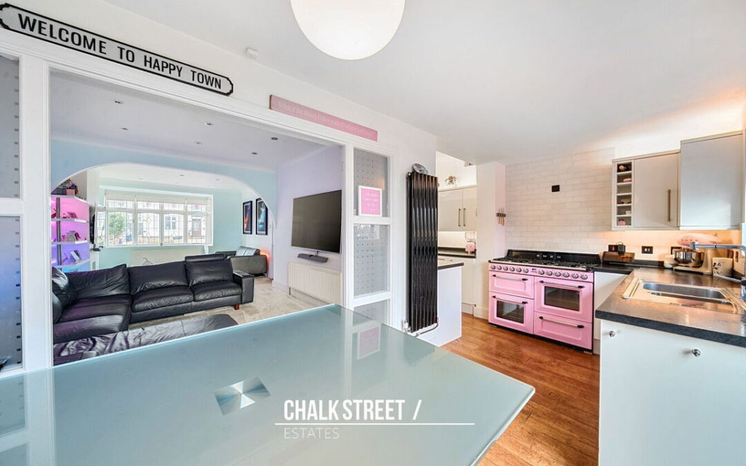 Suttons Lane, Hornchurch, RM12