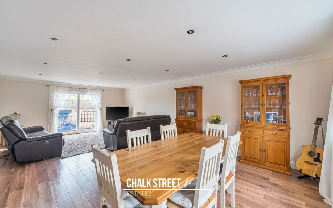 Rainham Road, Rainham, RM13