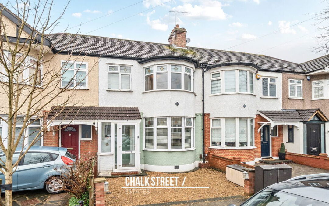 Parkside Avenue, Romford, RM1