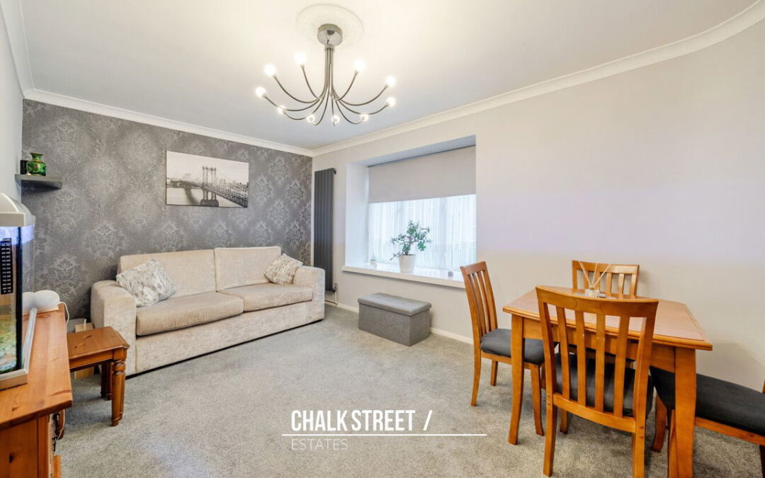Bader Way, Rainham, RM13
