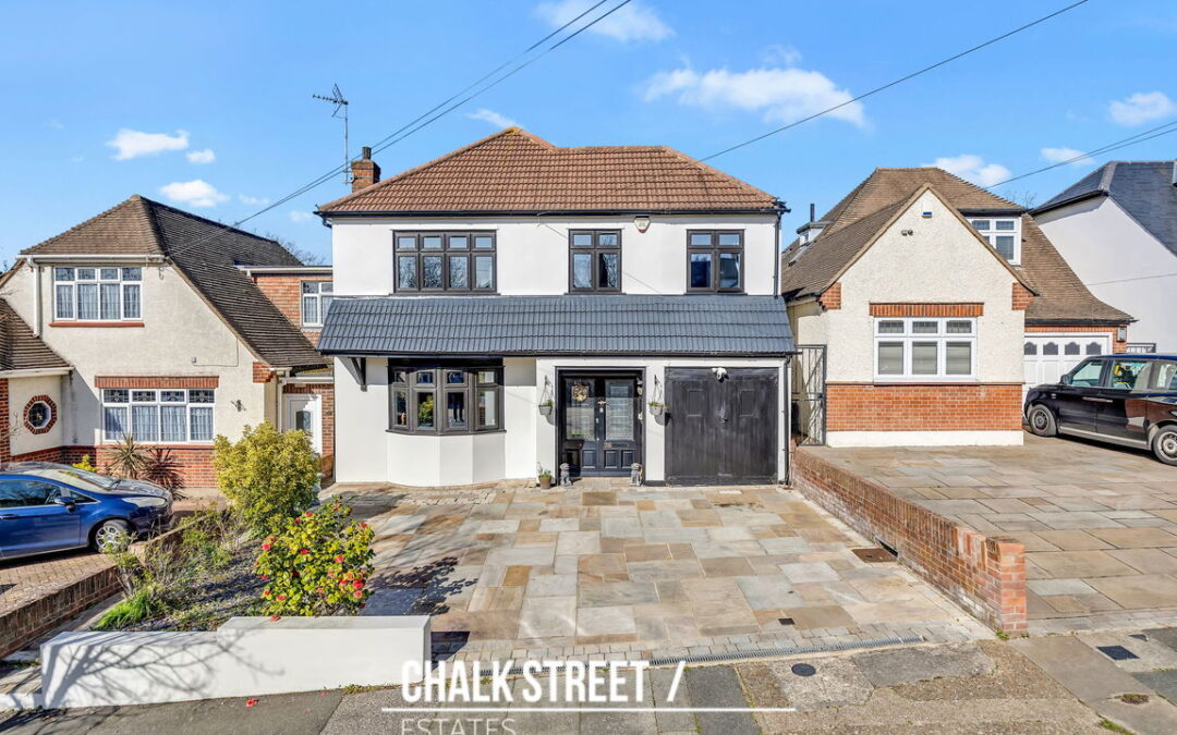 River Drive, Upminster, RM14