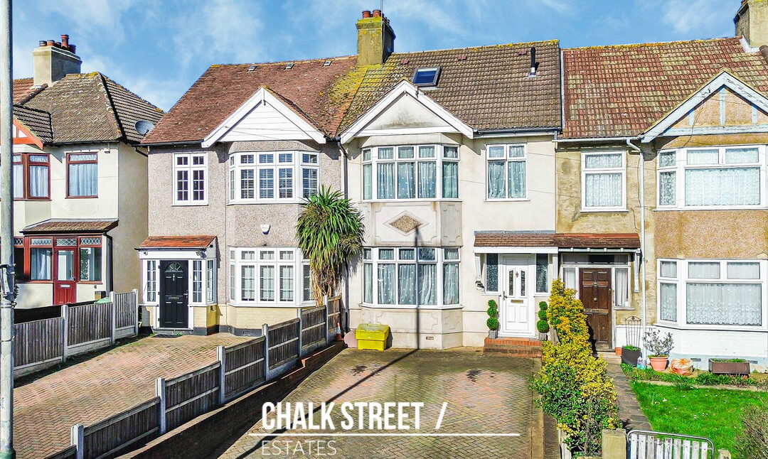 Hornchurch Road, Hornchurch, RM11