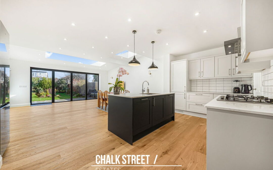 Pettits Lane, Romford, RM1