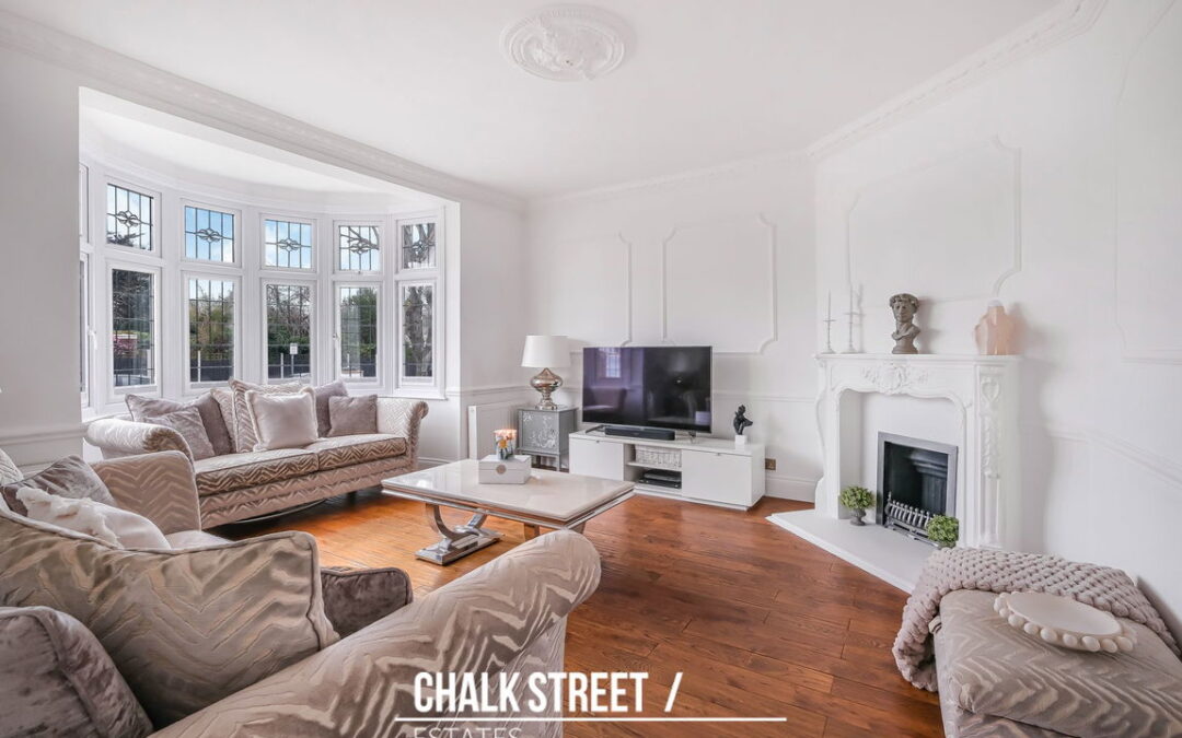 Mavis Grove, Hornchurch, RM12