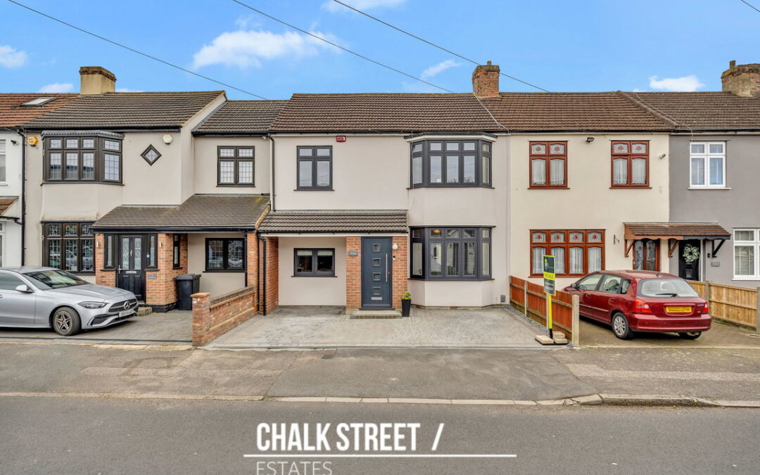 Stafford Avenue, Hornchurch, RM11