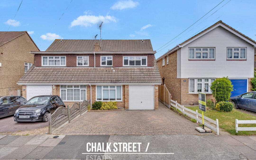 Athelstan Road, Harold Wood, RM3