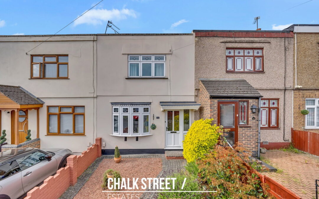 Somerset Gardens, Hornchurch, RM11