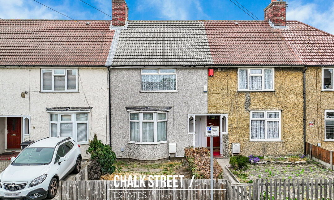 Highgrove Road, Dagenham, RM8