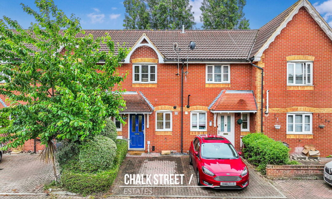 Fuchsia Close, Romford, RM7