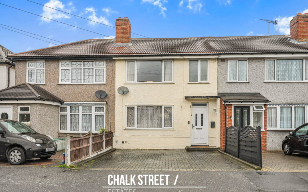 St. Andrews Avenue, Hornchurch, RM12